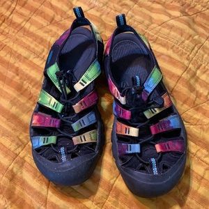 Tie Dye Rainbow Keens